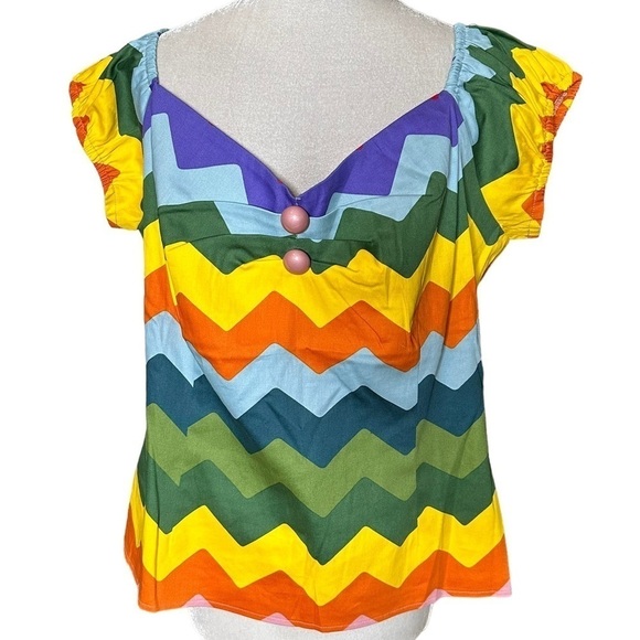NWT Collectif Delores Rainbow Chevron Top. Size 18 - Picture 1 of 7